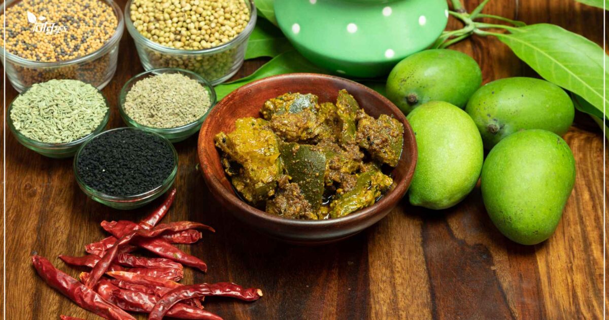 আমের আচার কিভাবে তৈরি করা হয়? কেন খাবেন?
