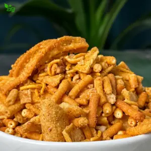 ঝাল চানাচুর ১ বয়াম